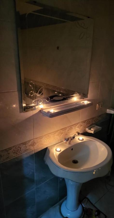 Hk Pyramids Guest House Кайро Екстериор снимка