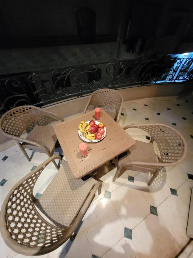 Hk Pyramids Guest House Кайро Екстериор снимка