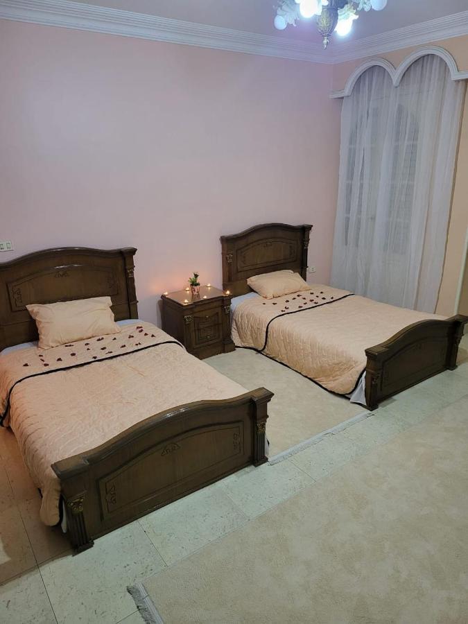 Hk Pyramids Guest House Кайро Екстериор снимка